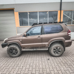 Aluminiowy bagażnik dachowy Toyota Land Cruiser 125 3D