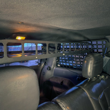 Adventure Shelf Jeep Grand Cherokee ZJ | Overlanding Storage